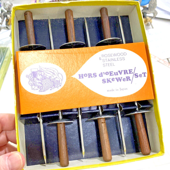 Vintage Hors D’oeuvre Skewer Set of 6 Rosewood & Stainless Steel Made in Japan - Picture 7 of 7